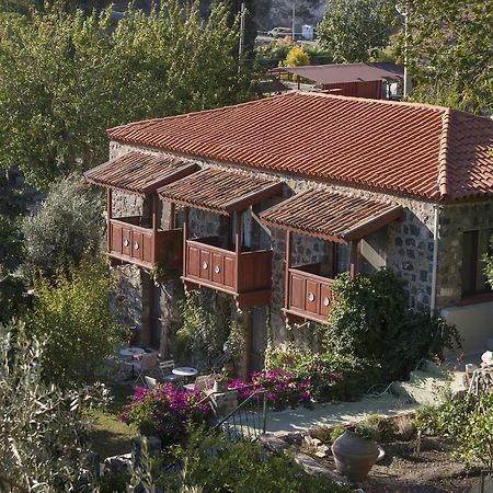 Karaburun Bahçe Acomodação com café da manhã Exterior foto